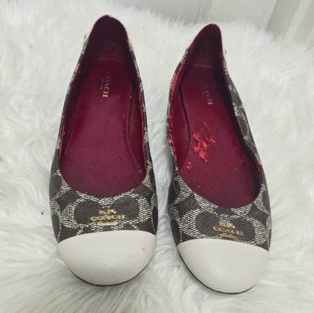 COACH Chelsea Signature Logo Leather Flats Brown Chalk Women's Size 6B - Picture 2 of 11